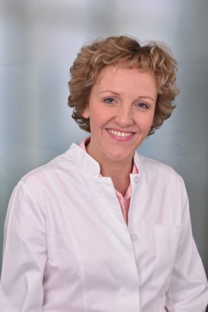 Hüsken, Anne-Christin (T003716222)